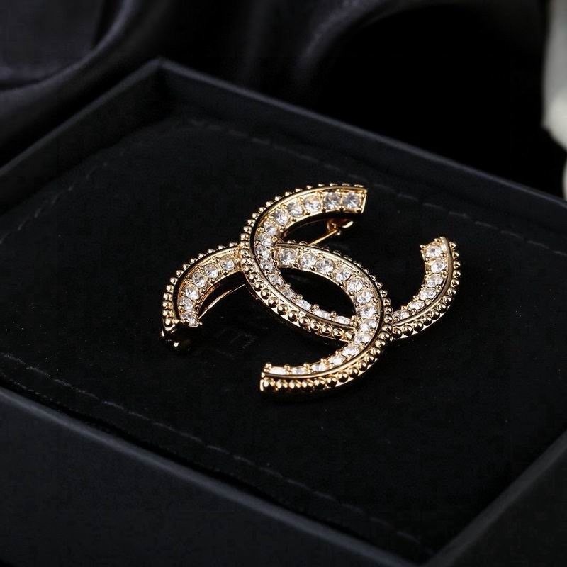 Chanel Brooch 04yxs142 (5)