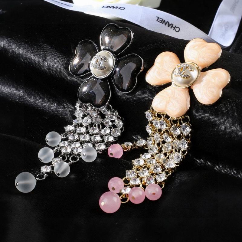 Chanel Brooch 04yxs143 (3)
