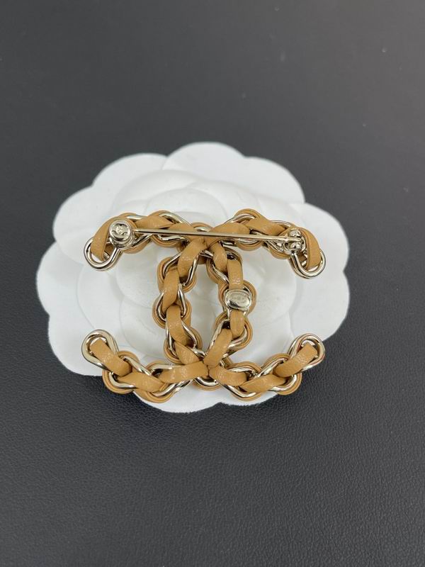 Chanel Brooch 04yxs145 (3)
