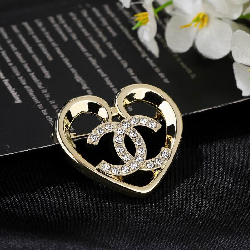 Chanel Brooch 04yxs156 (2)