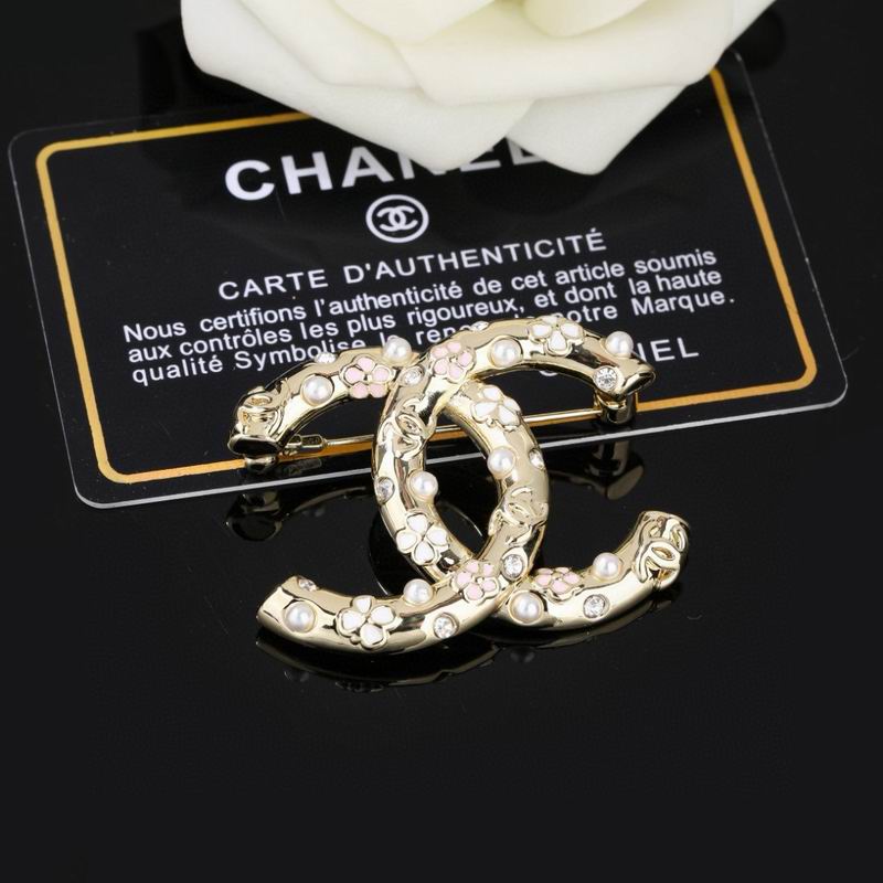 Chanel Brooch 04yxs157 (3)