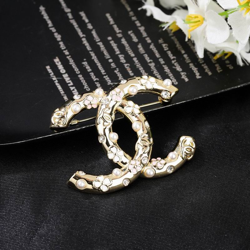 Chanel Brooch 04yxs157 (5)