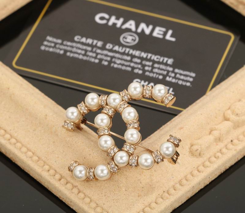 Chanel Brooch 04yxs160 (6)