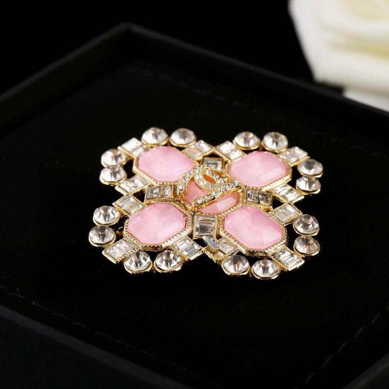Chanel Brooch 04yxs163 (3)