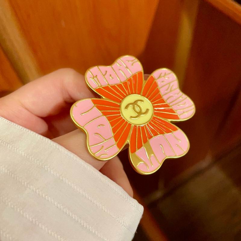 Chanel Brooch 04yxs168 (6)