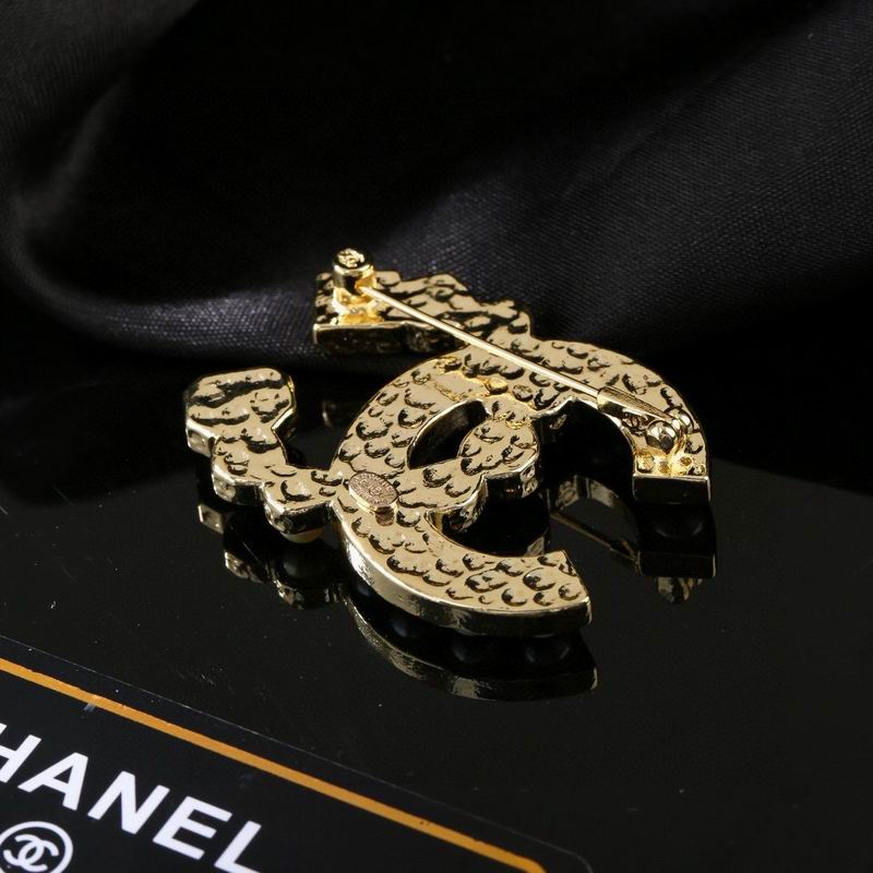 Chanel Brooch 04yxs171 (7)