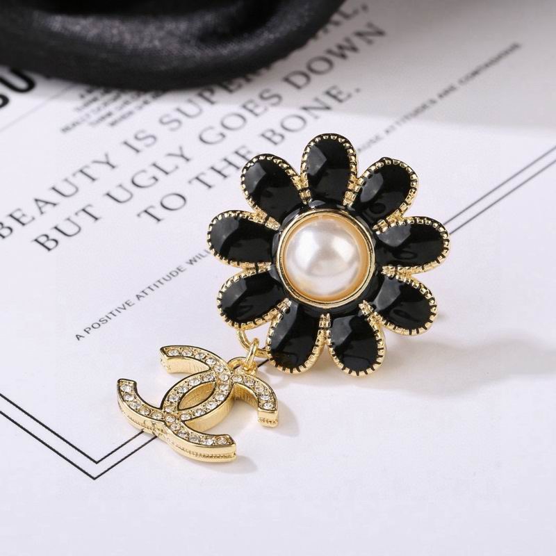 Chanel Brooch 04yxs173 (2)