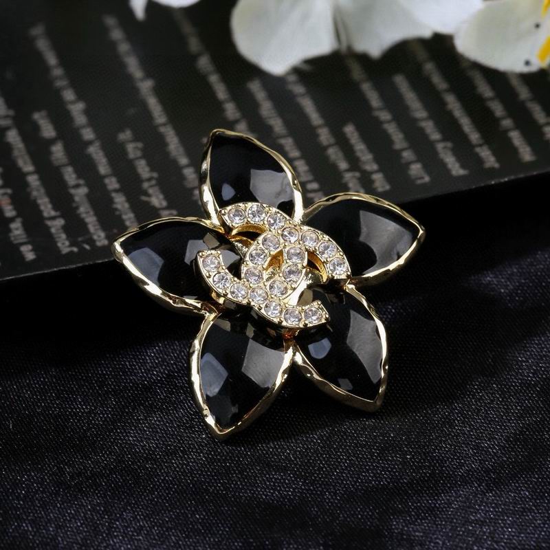 Chanel Brooch 04yxs58 (5)