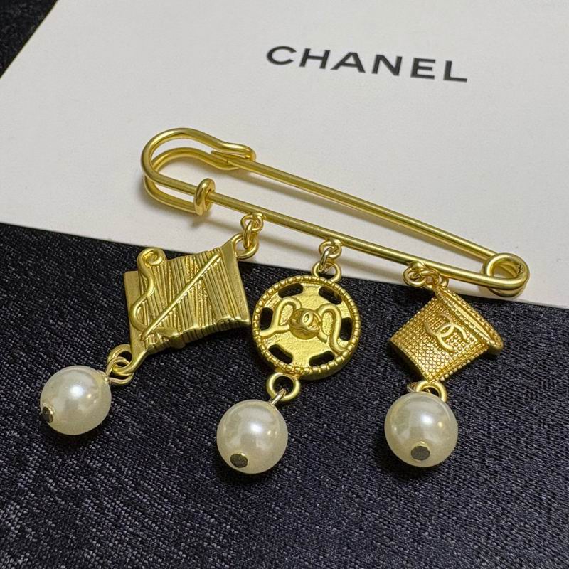 Chanel Brooch 04yxs64 (2)