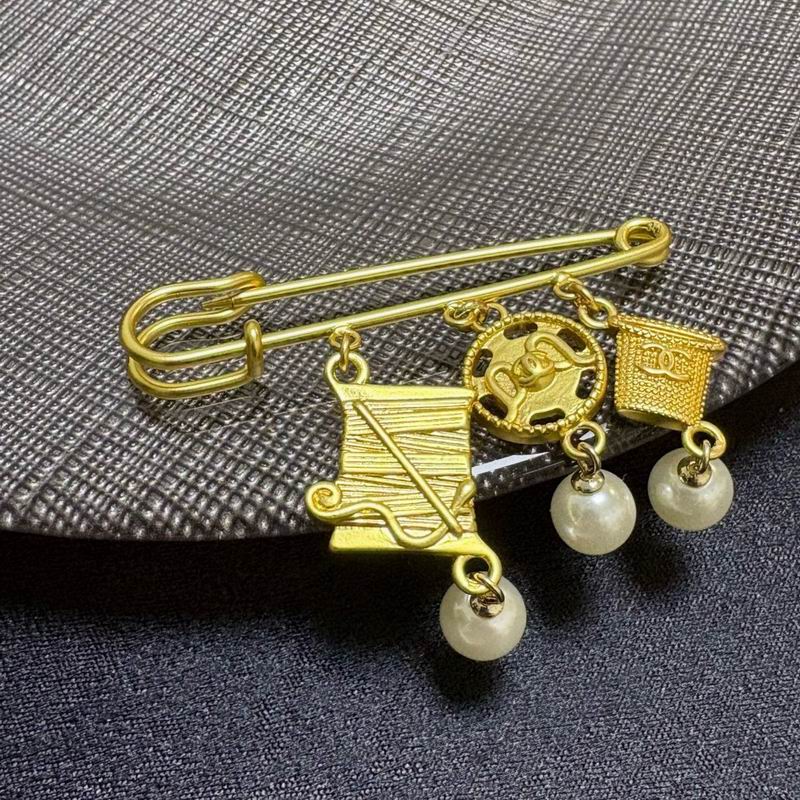 Chanel Brooch 04yxs64 (5)