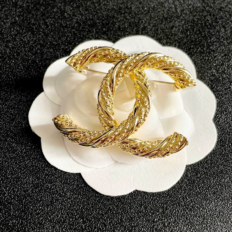 Chanel Brooch 04yxs68 (4)