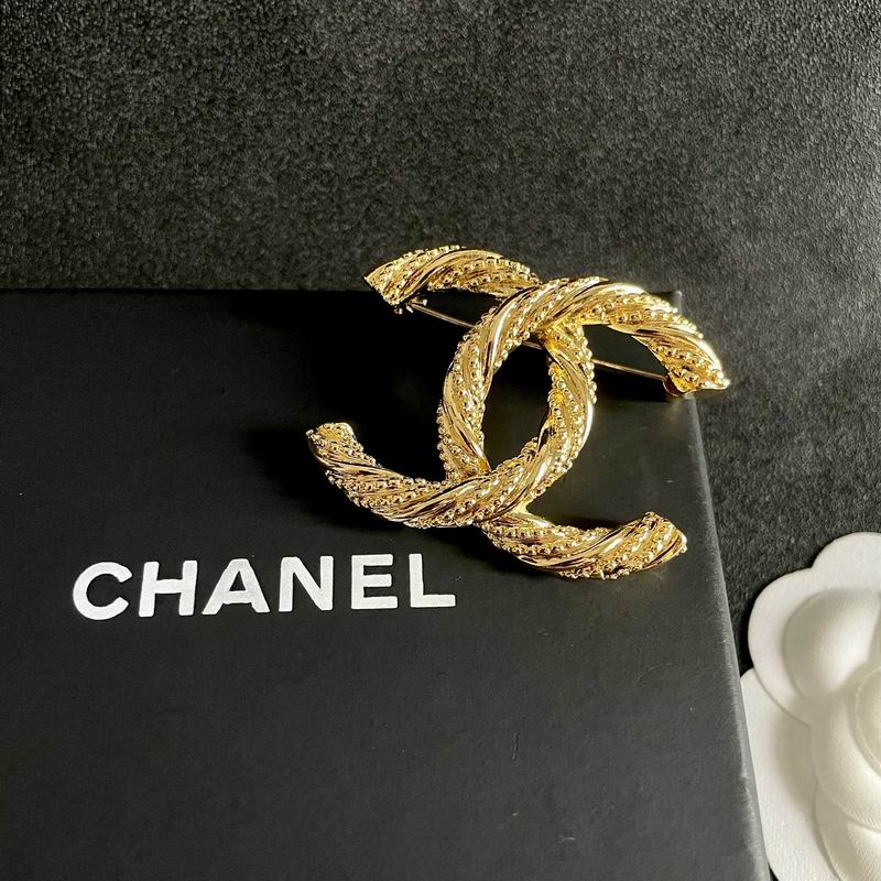 Chanel Brooch 04yxs68 (5)