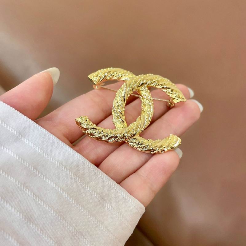 Chanel Brooch 04yxs68 (7)