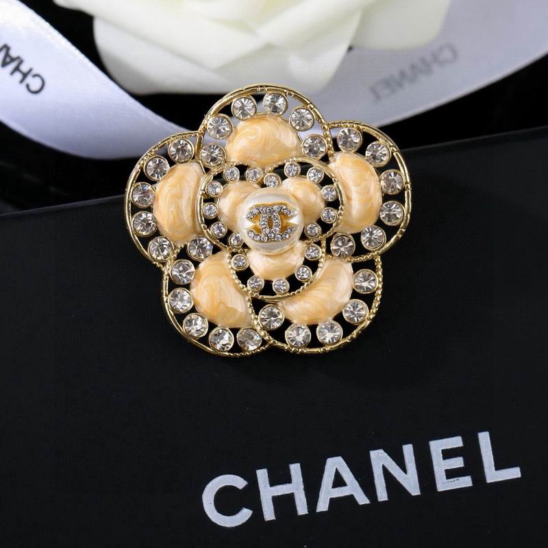 Chanel Brooch 04yxs74 (1)