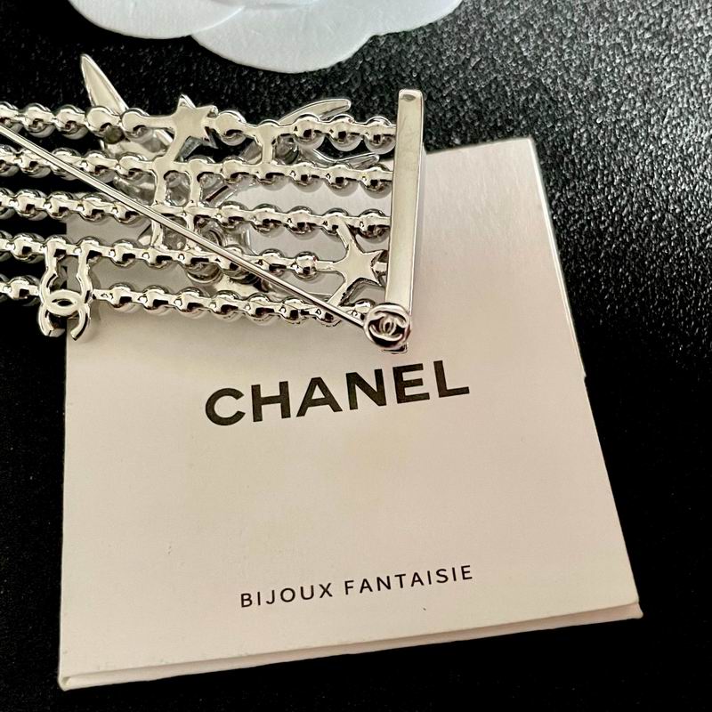 Chanel Brooch 04yxs82 (3)