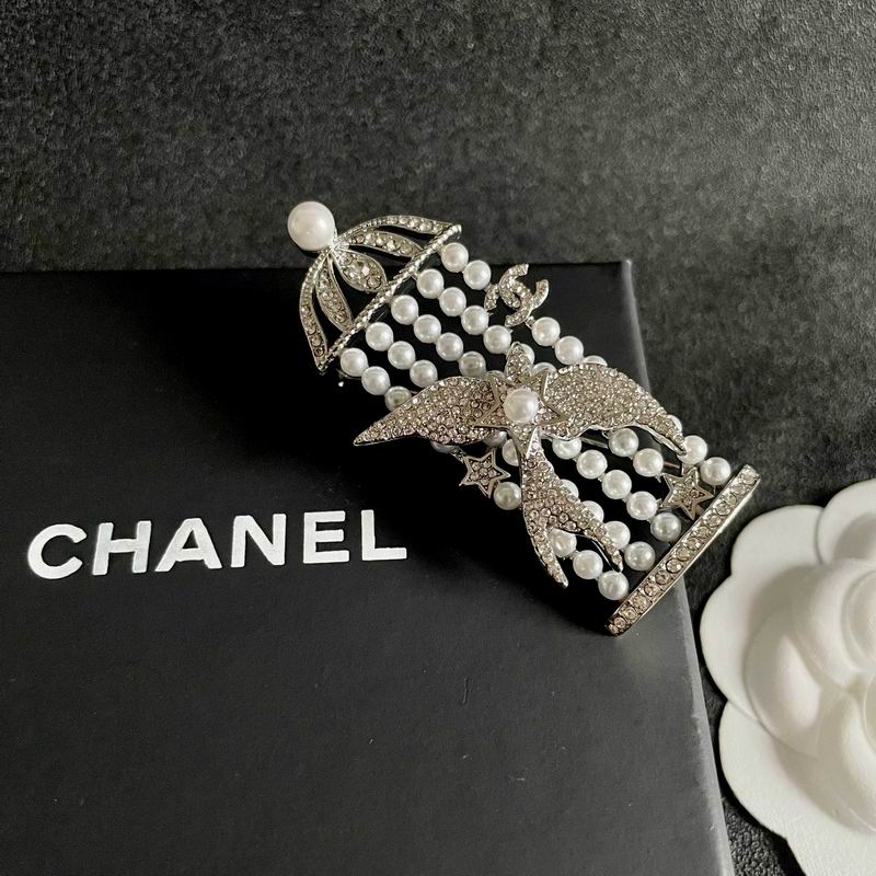 Chanel Brooch 04yxs82 (5)
