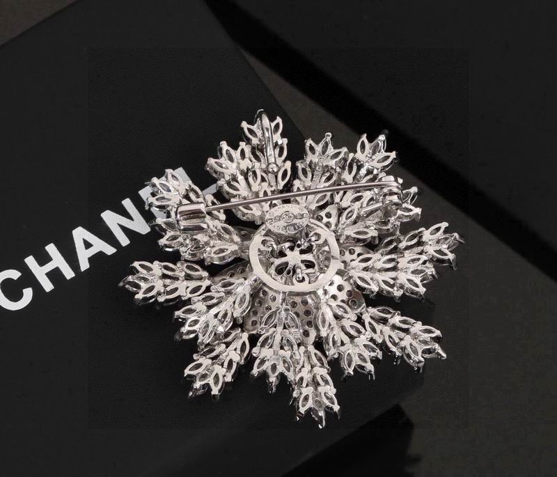 Chanel Brooch 04yxs90 (4)