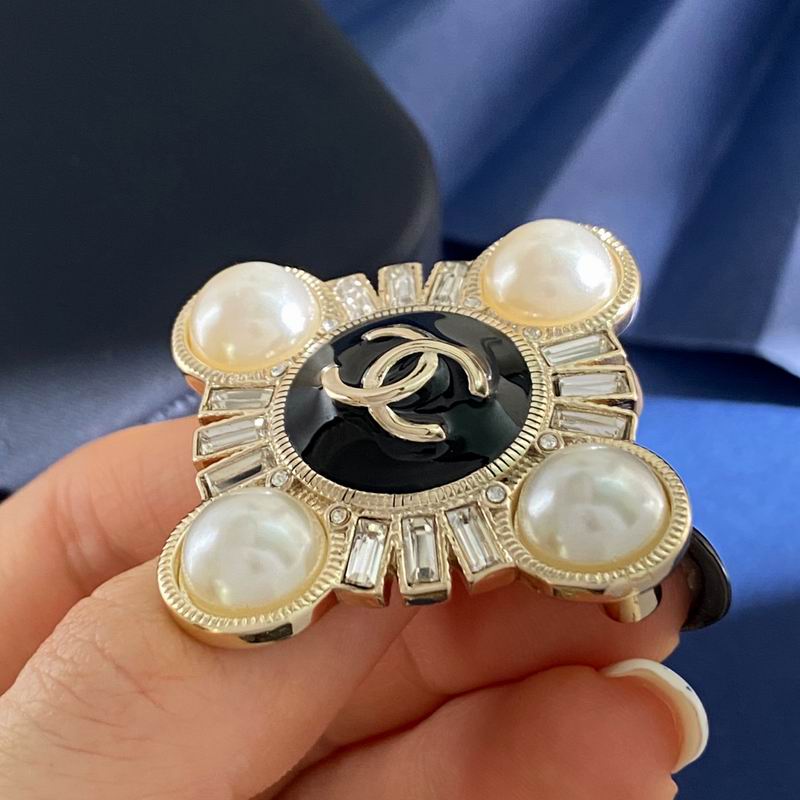 Chanel Brooch 04yxs92 (8)