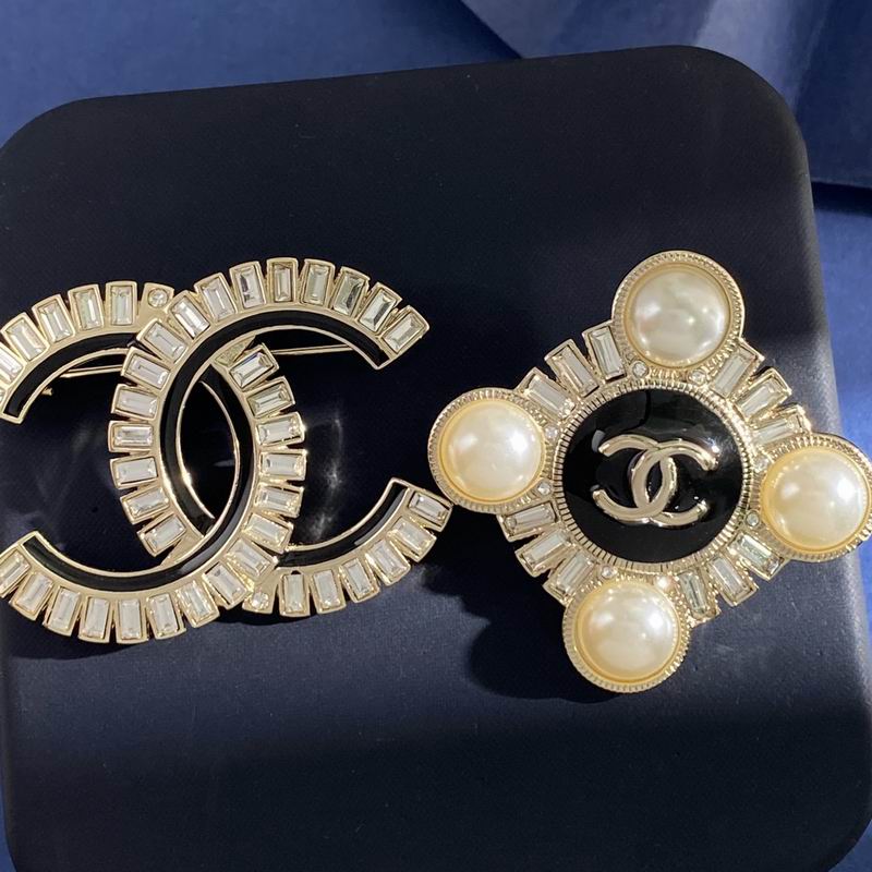 Chanel Brooch 04yxs92 (9)