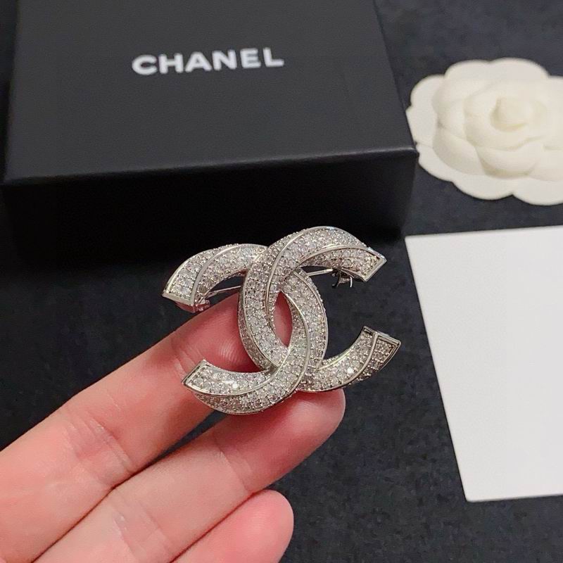 Chanel Brooch 04yxs96 (6)