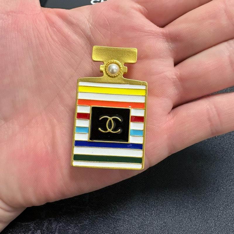 Chanel Brooch 05yxs196 (4)