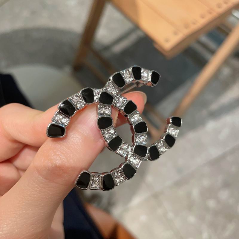Chanel Brooch 05yxs197 (14)