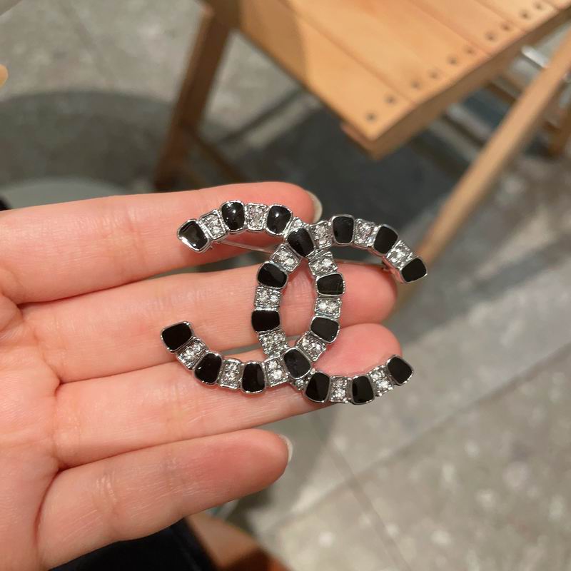 Chanel Brooch 05yxs197 (15)