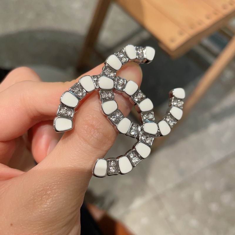 Chanel Brooch 05yxs197 (29)