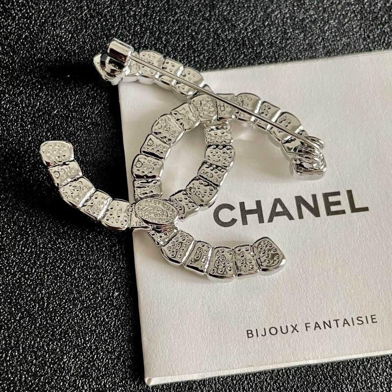 Chanel Brooch 05yxs197 (3)