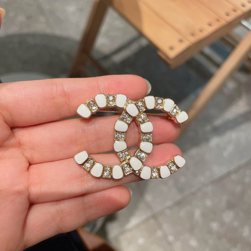 Chanel Brooch 05yxs197 (8)