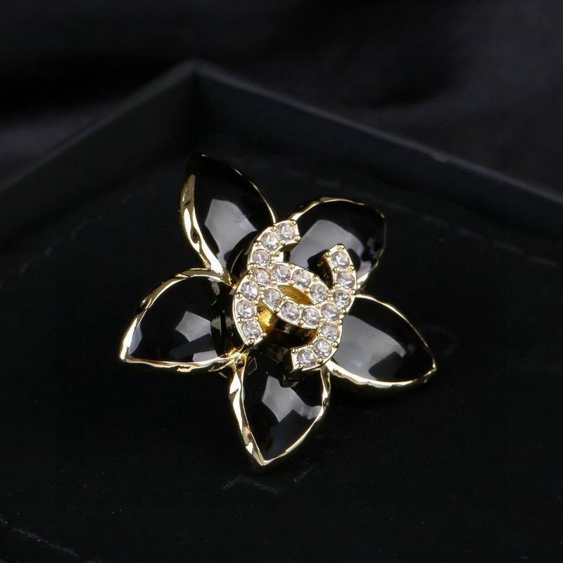 Chanel Brooch 05yxs199 (4)