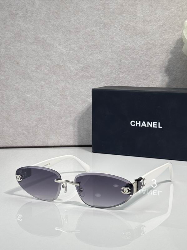 Chanel CH1910Q 66 17-143 c02