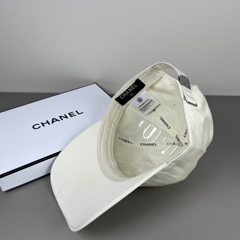 Chanel Cap dx (1960)