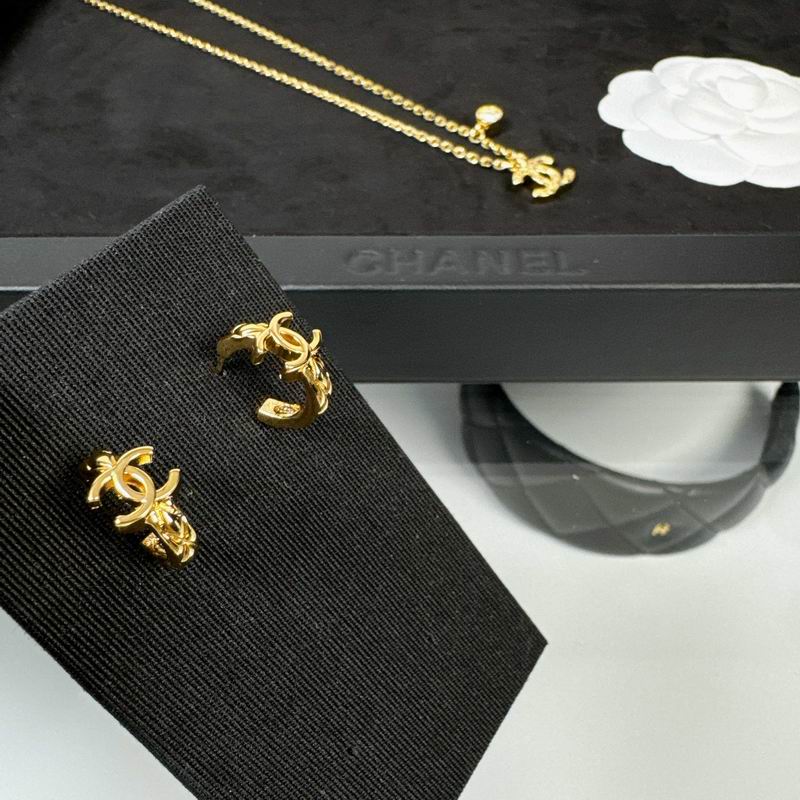 Chanel Earring 04yxs375 (3)