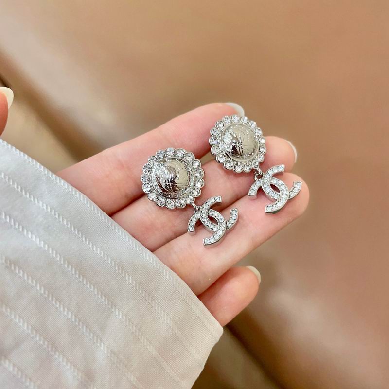 Chanel Earring 04yxs378 (6)