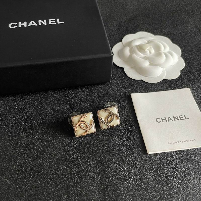 Chanel Earring 04yxs390 (4)