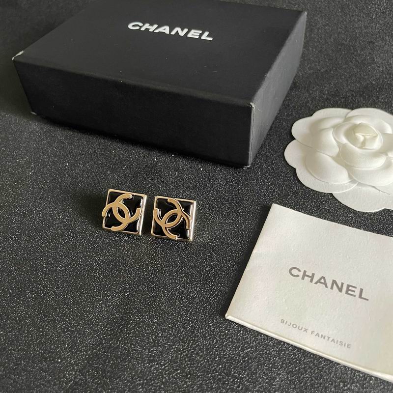 Chanel Earring 04yxs390 (8)