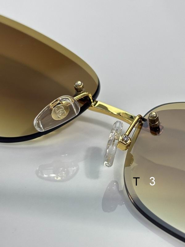 Chanel H1909Q 65 17-143 c08