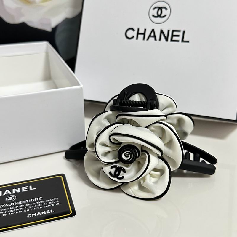 Chanel Hair Grab Clip hh (123)