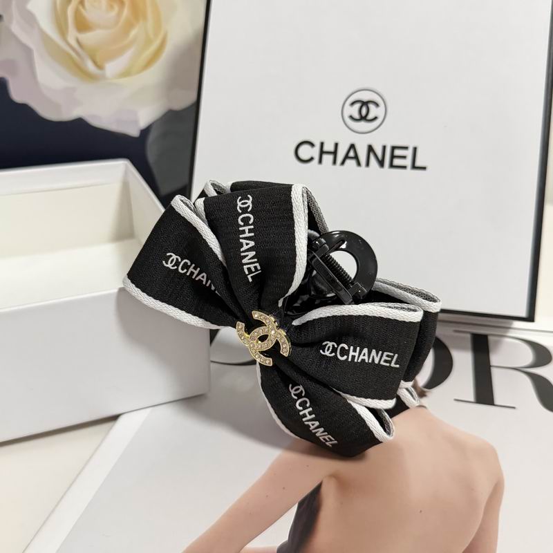 Chanel Hair Grab Clip hh (133)