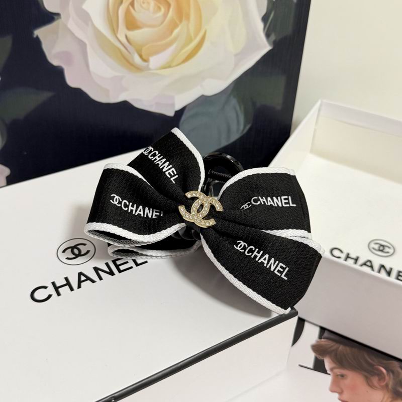 Chanel Hair Grab Clip hh (135)