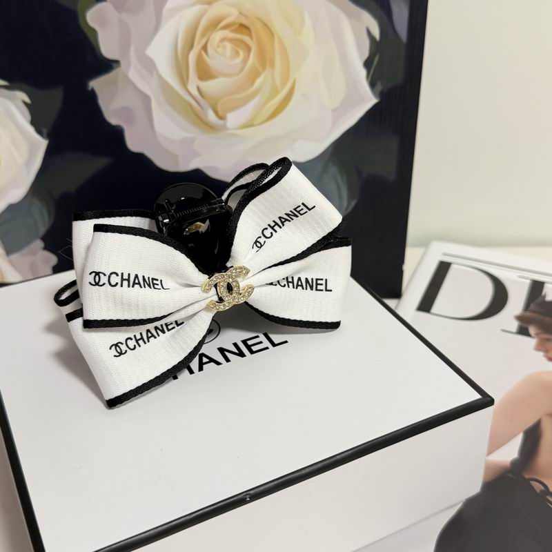 Chanel Hair Grab Clip hh (139)