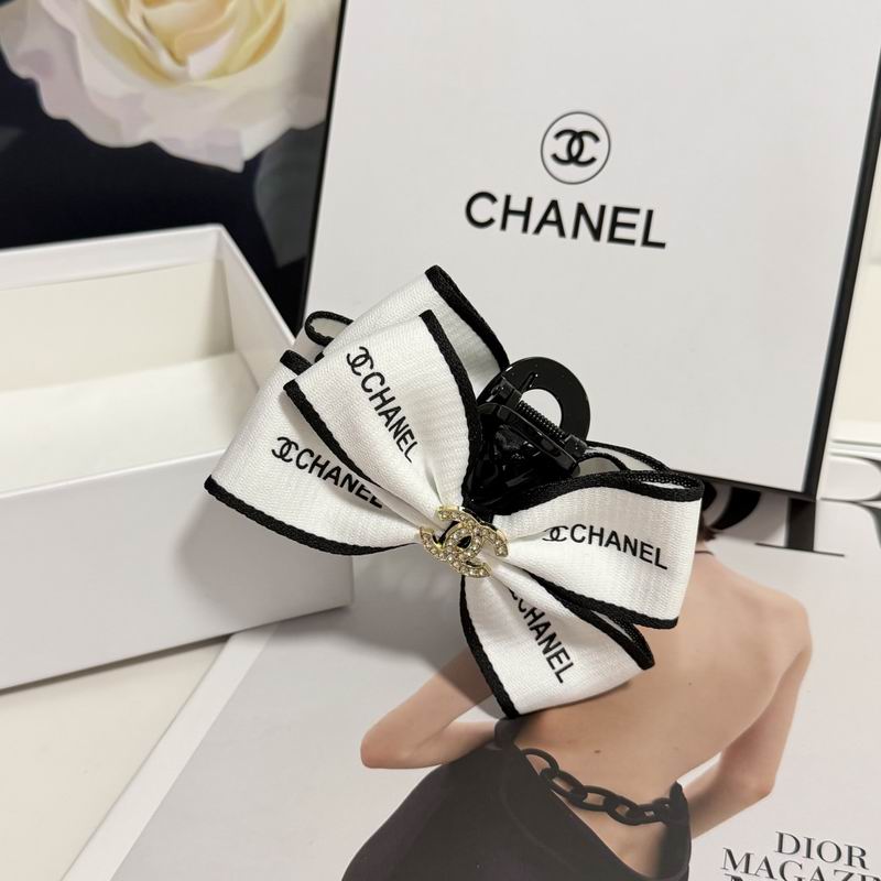 Chanel Hair Grab Clip hh (140)