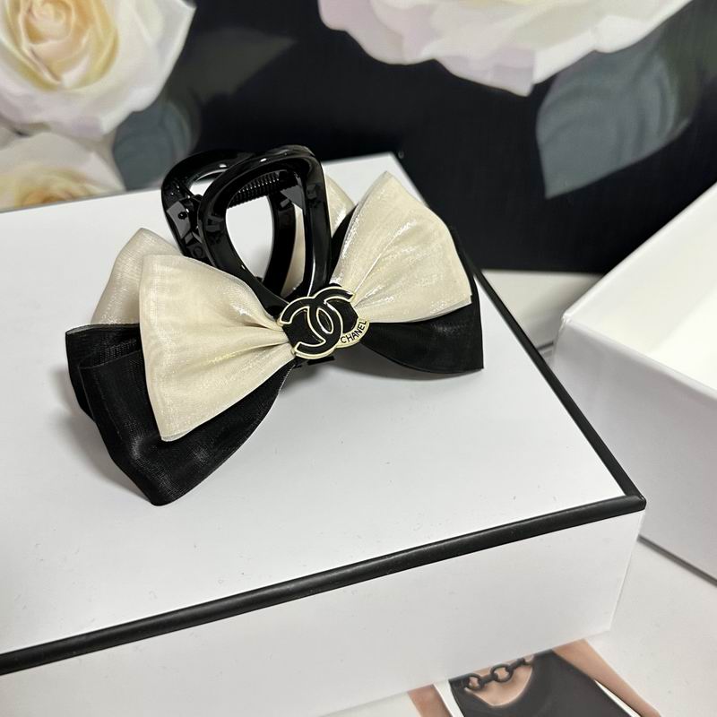 Chanel Hair Grab Clip hh (171)