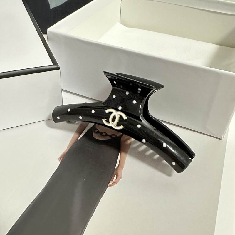 Chanel Hair Grab Clip hh (177)