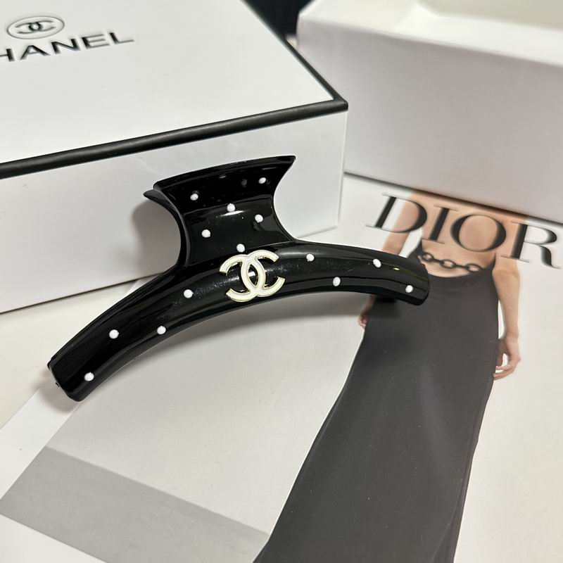 Chanel Hair Grab Clip hh (179)