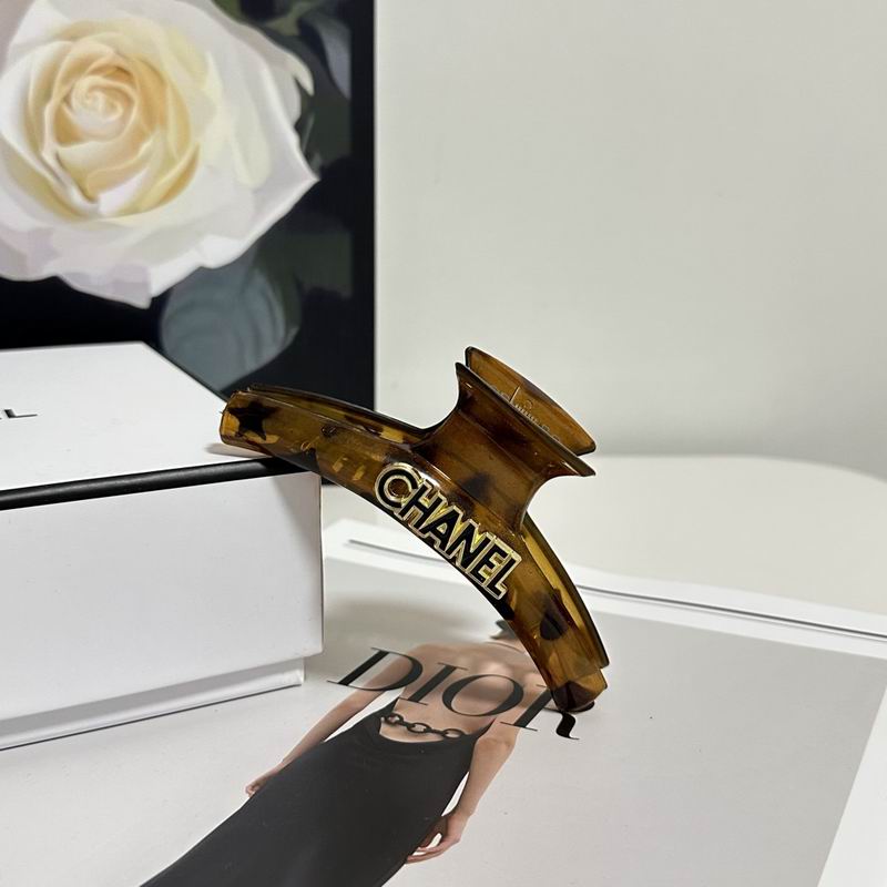 Chanel Hair Grab Clip hh (183)