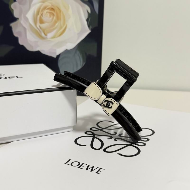 Chanel Hair Grab Clip hh (94)
