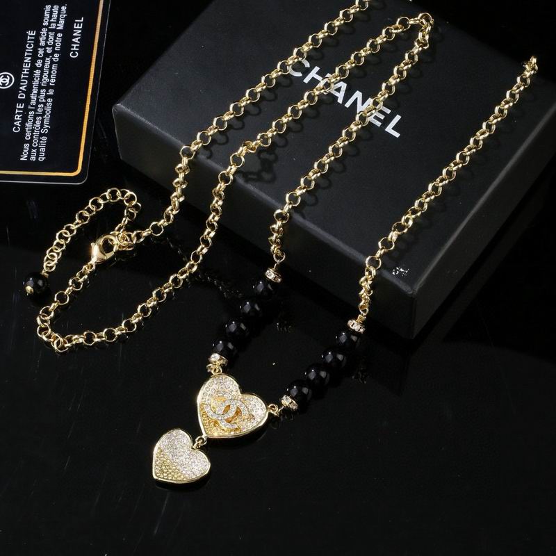Chanel Necklace 04yxs100 (5)