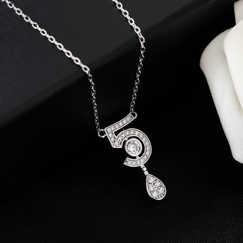 Chanel Necklace 04yxs102 (4)